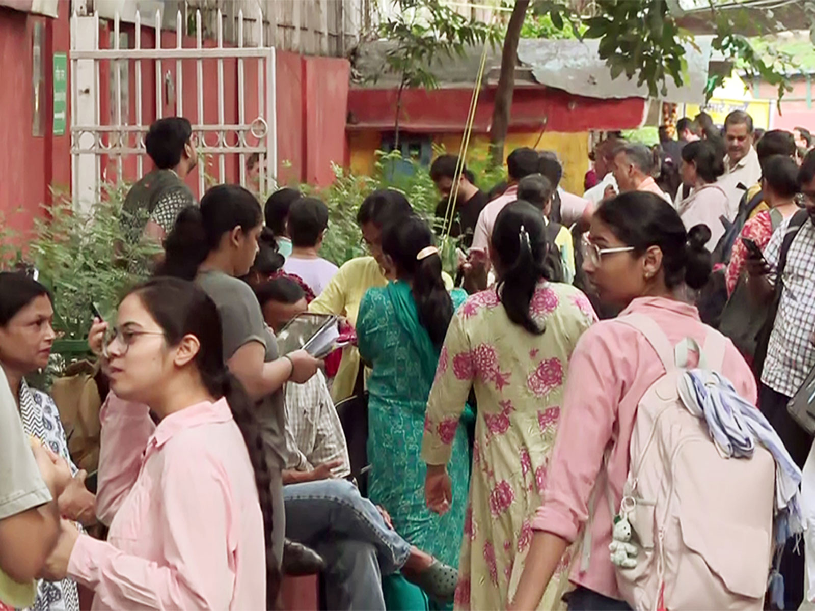 Aspirants at an examination centre as they appear for the UPSC Civil Services (Main) Examination 2026 in Delhi. (Photo/ANI)