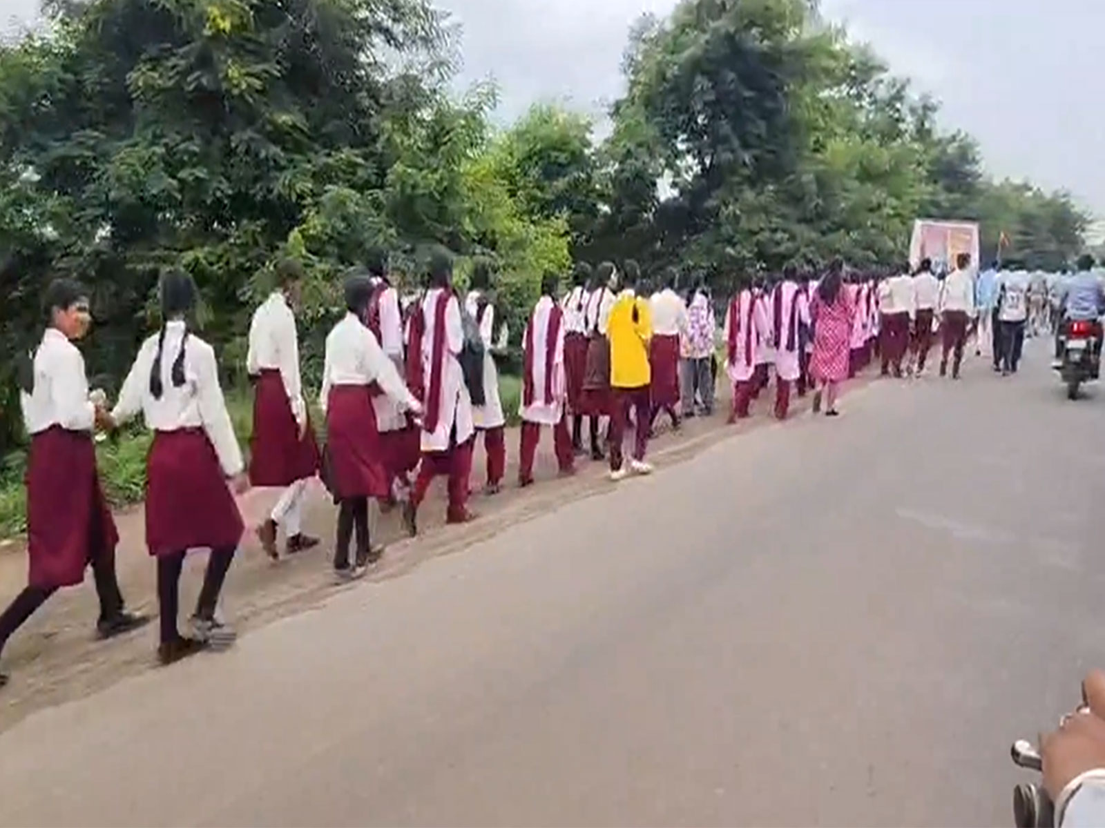 Students are marching towards collector office in Barwani (Photo/ANI) 