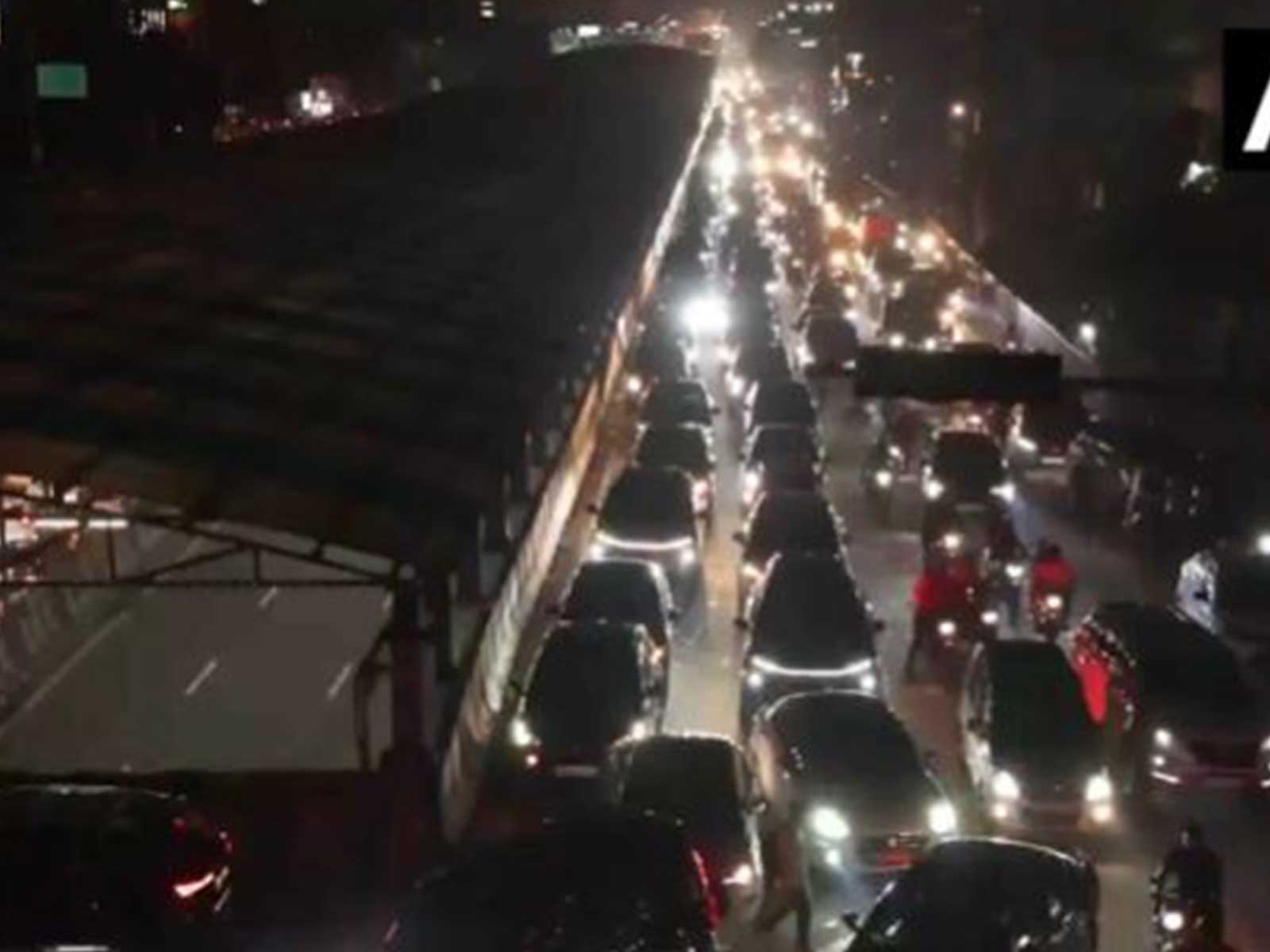 Traffic congestion at Subhash Chowk, Gurugram (Photo/ANI)