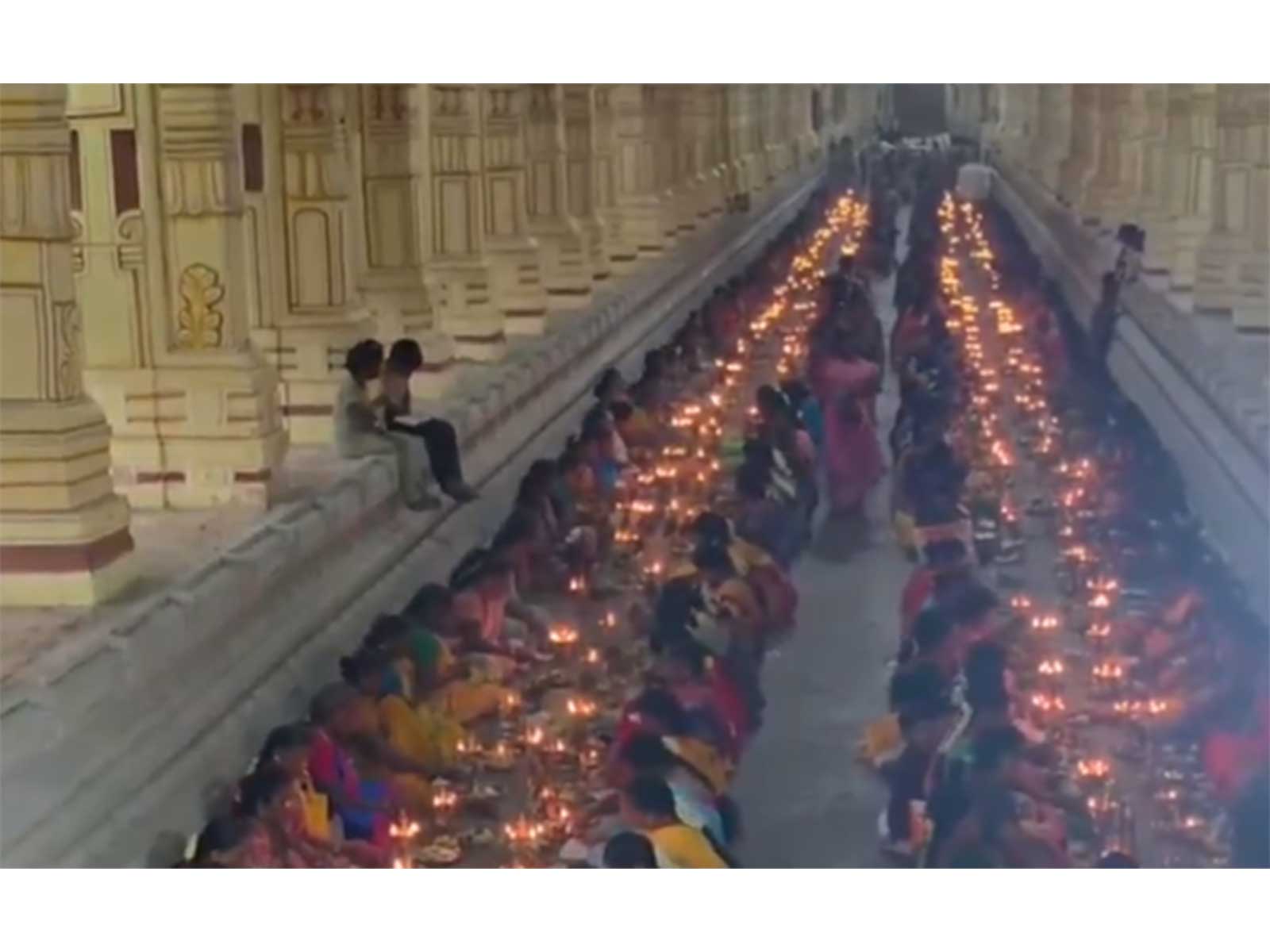 Lamp-lighting ceremony at Ramanathaswamy temple (Photo/ANI)