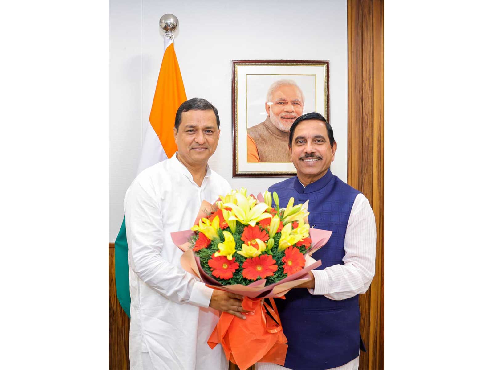 Anil Baluni meets Union Education Minister Pralhad Joshi in Uttarakhand (Photo/X/@anil_baluni)