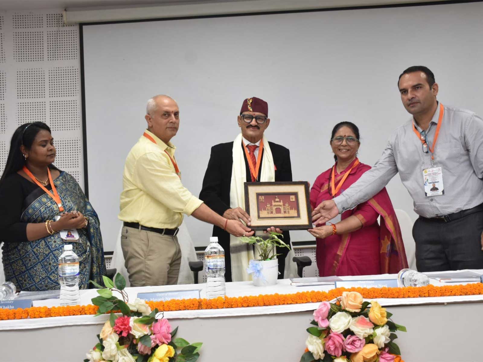 Hockey legend Mir Ranjan Negi attends the three-day National Workshop on 'Legendary of Sports' organized by Banaras Hindu University (BHU)  (Photo/ PRO BHU)