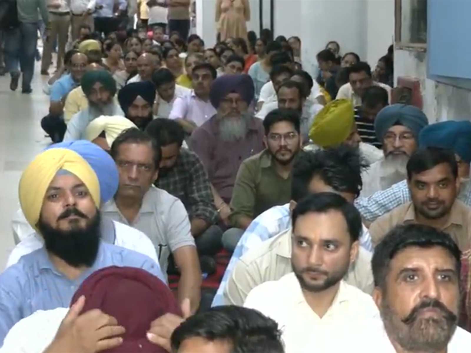 Punjab Govt employees shut Punjab State Secretariat and staged a mass leave over their demands. (Photo/ANI)