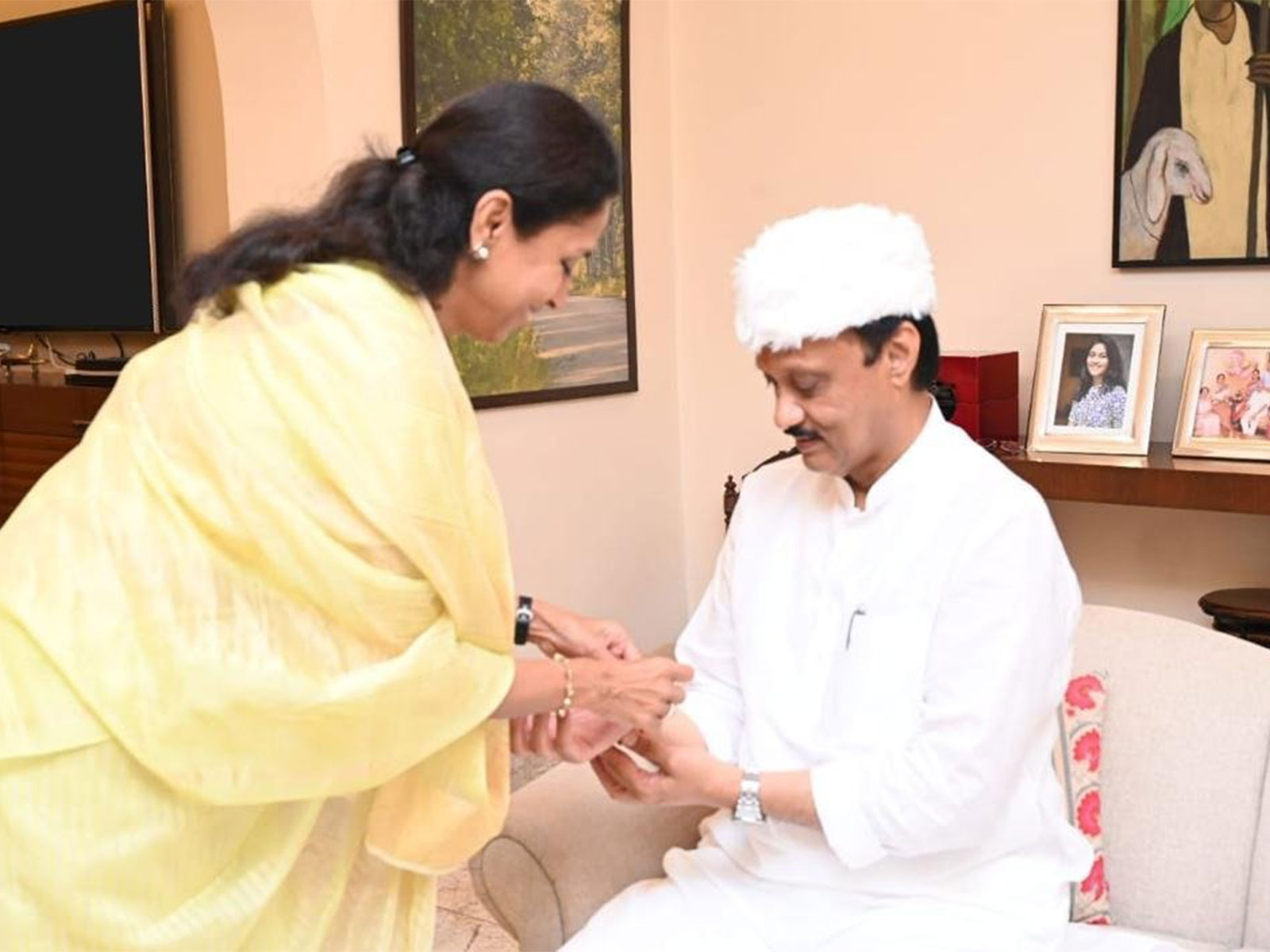 NCP(SCP) MP Supriya Sule with former Maharashtra Deputy CM, the late Ajit Pawar (Photo/@supriya_sule)