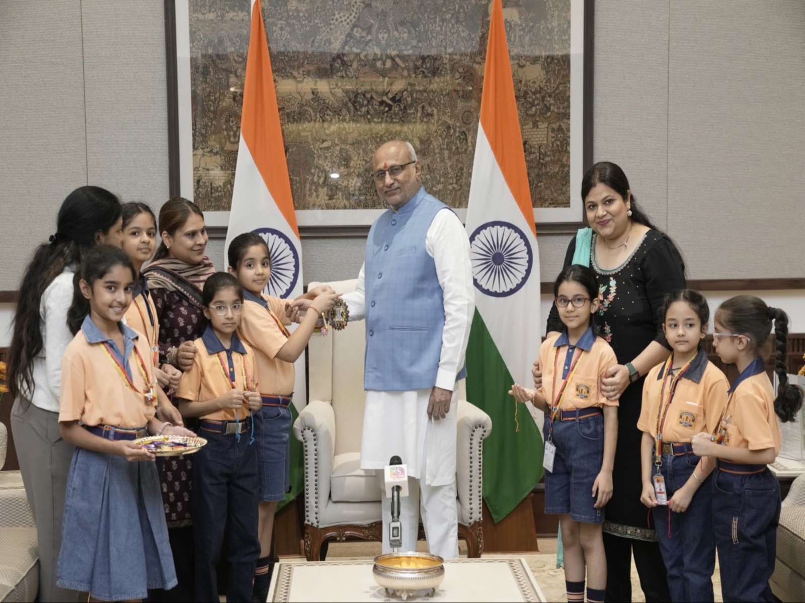 Vice President C.P. Radhakrishnan celebrates Raksha Bandhan with school children  (Photo/X/@VPIndia)