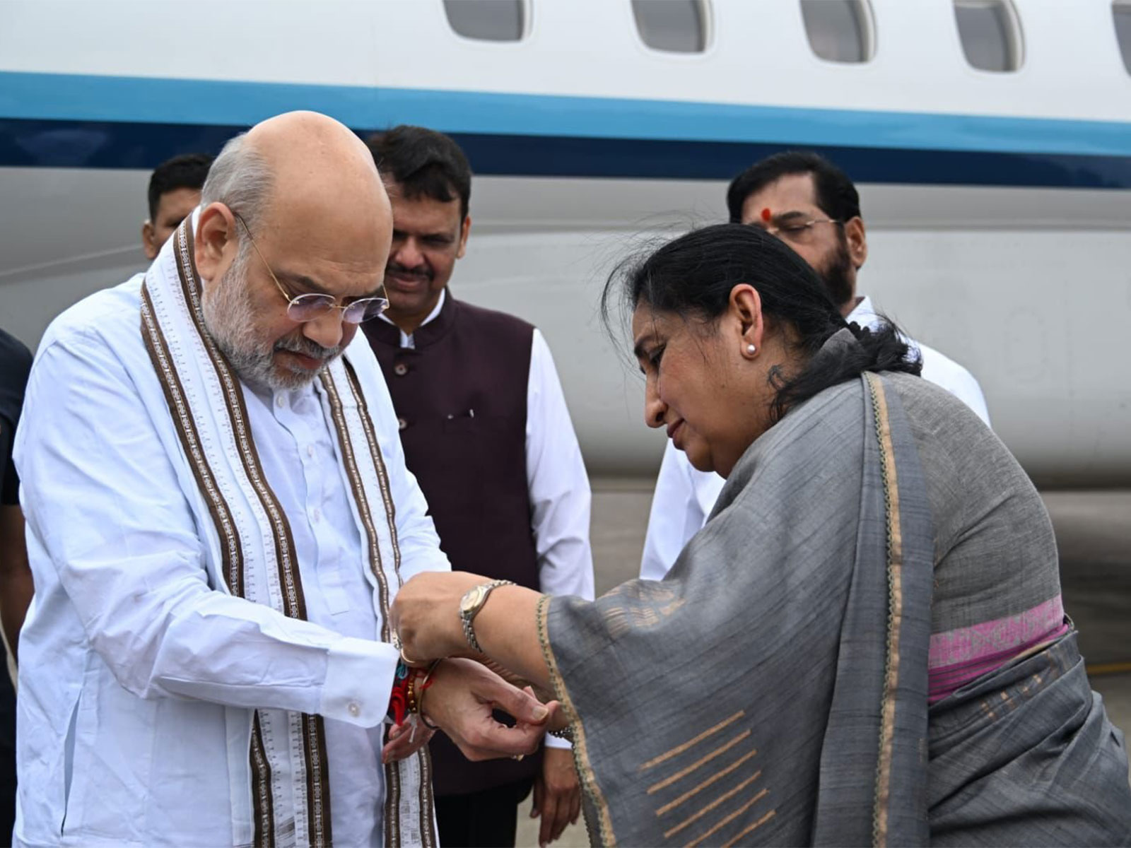 Union Home Minister Amit Shah and Maharashtra Deputy CM Sunetra Pawar (Photo/@SunetraA_Pawar)