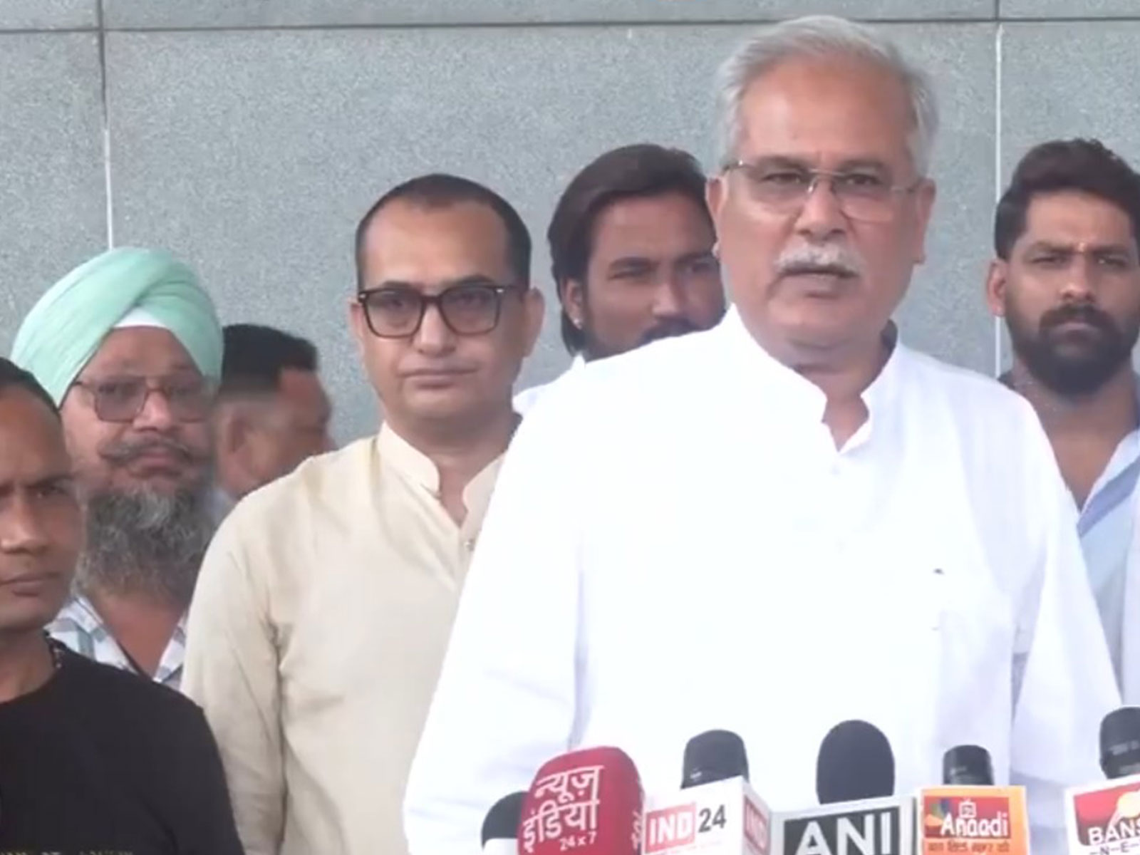 Congress leader Bhupesh Baghel (Photo:ANI)