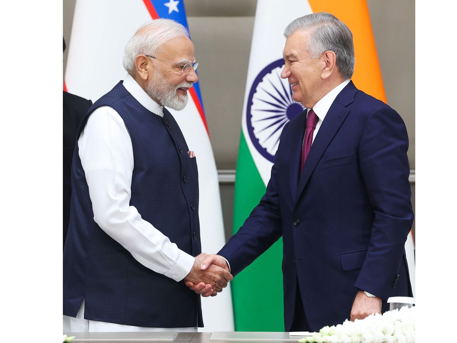 Prime Minister Narendra Modi and Uzbekistan President Shavkat Mirziyoyev (Photo/X@narendramodi)