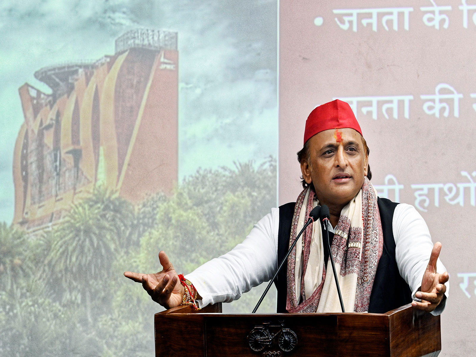 Samajwadi Party chief Akhilesh Yadav (File photo/ANI)