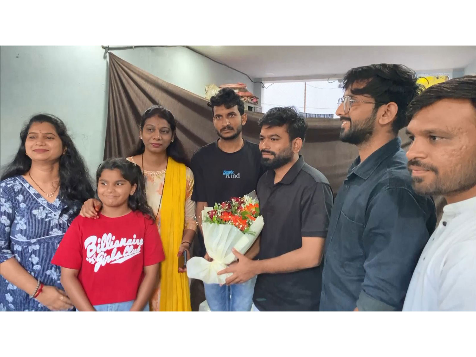 Cockroach Janata Party founder Abhijeet Dipke with students (Photo/ANI)