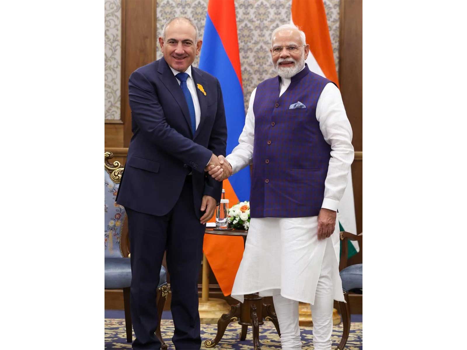 Prime Minister Narendra Modi holds bilateral meeting with Armenian Prime Minister (Photo/X/@MEAIndia)