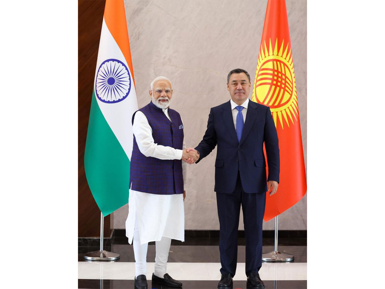 Prime Minister Narendra Modi and Kyrgyz President Sadyr Zhaparov (Photo/X/@MEAIndia)
