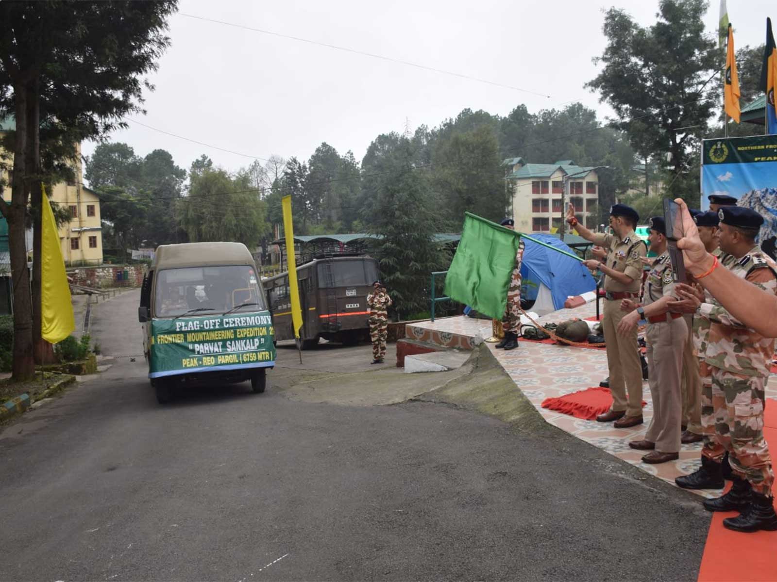 ITBP flags off 'Parvat Sankalp-2026' mountaineering expedition to Mount Reo Pargil (Photo: X/@ITBP_official)