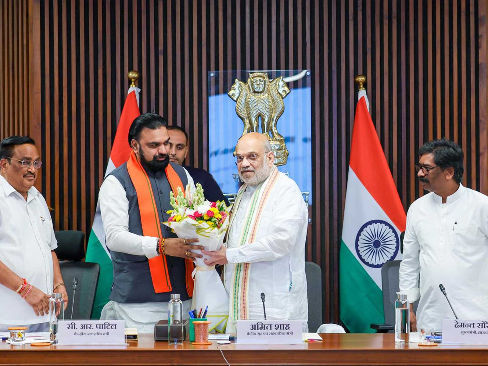 Bihar CM Samrat Choudhary, Union Home Minister Amit Shah (Photo X/ Samrat Choudhary)