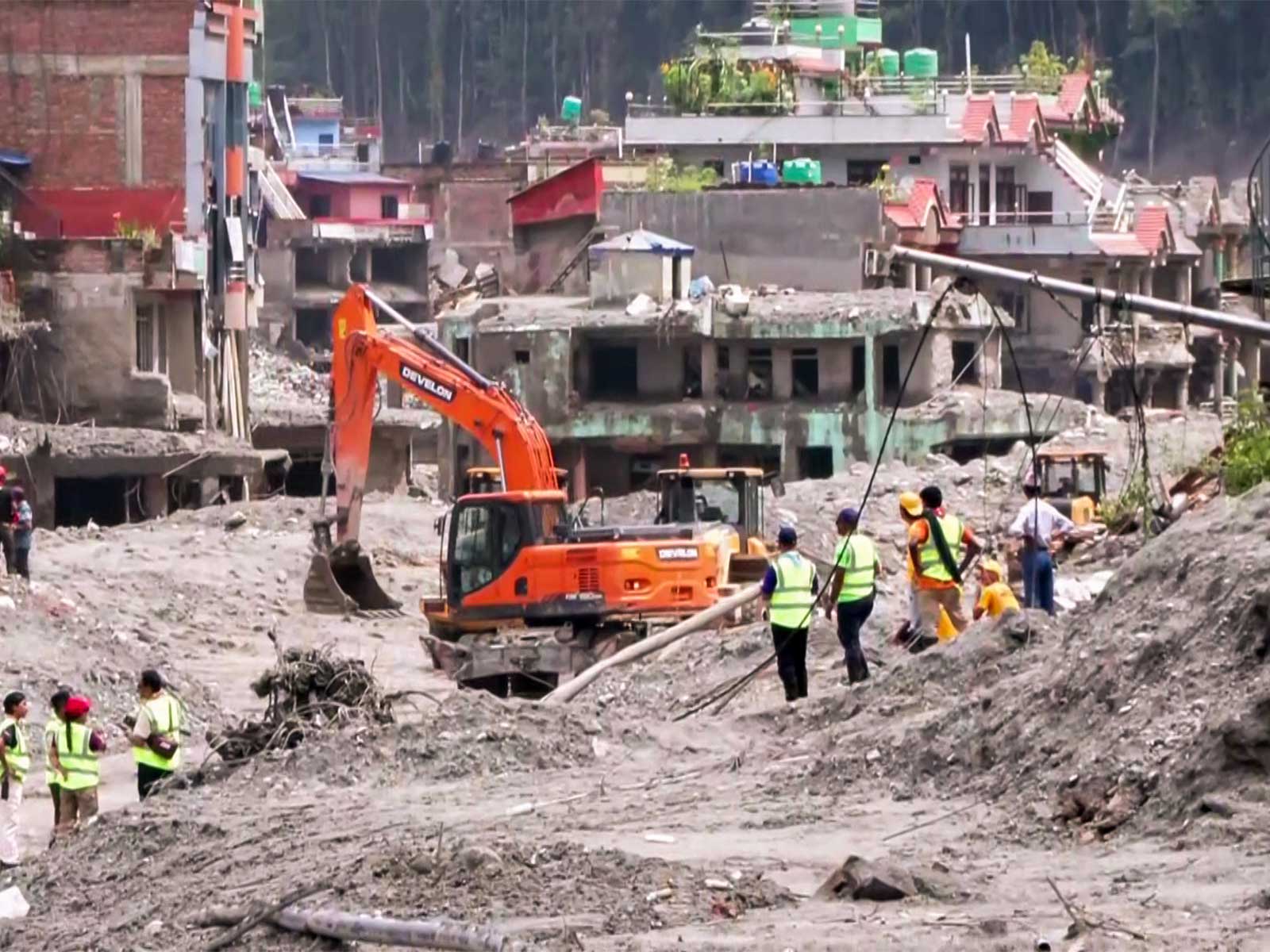 Debris clearance underway in flood-damaged residential area in Trishuli, Nuwakot (Photo/ANI)