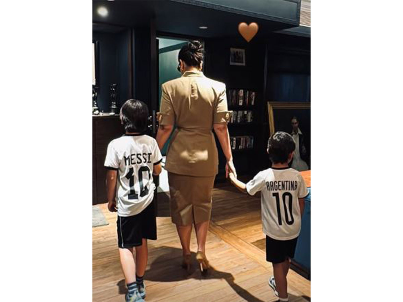 Kareena pays tribute to Lionel Messi (Photo/Instagram@KareenaKapoorKhan)