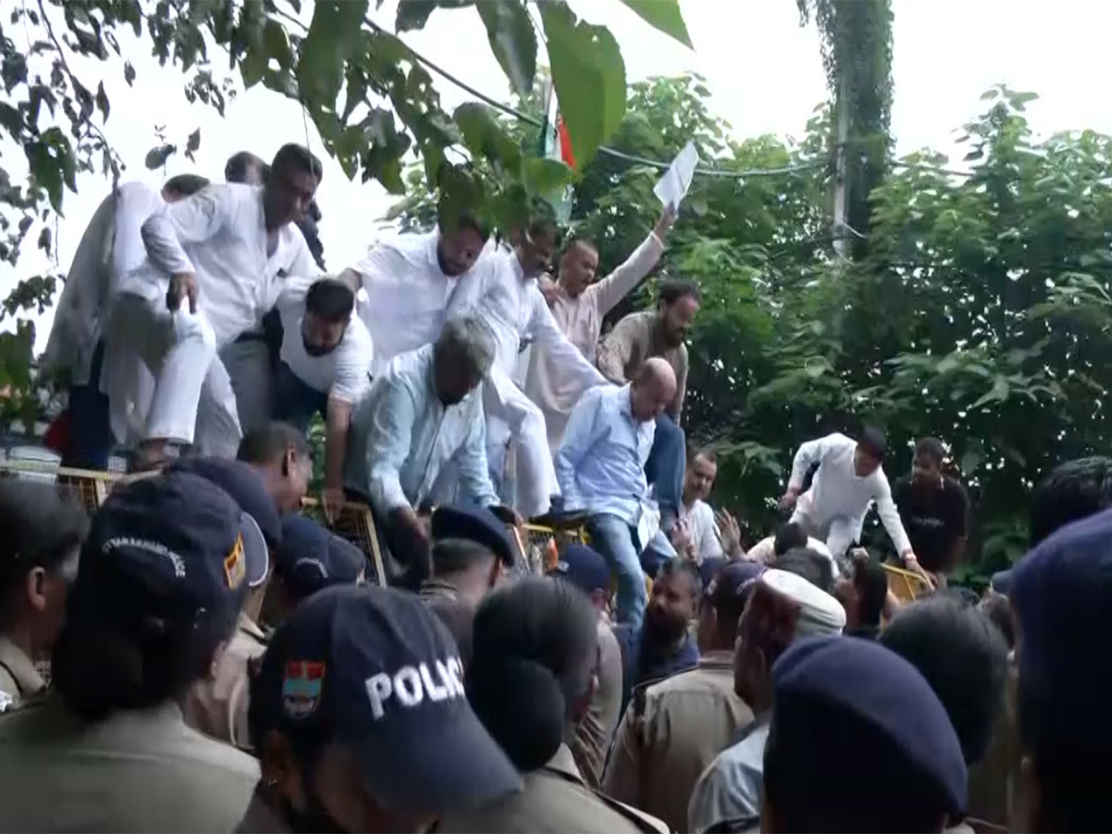 Uttarakhand Congress protest over 'suddhikaran' (Photo/ANI)