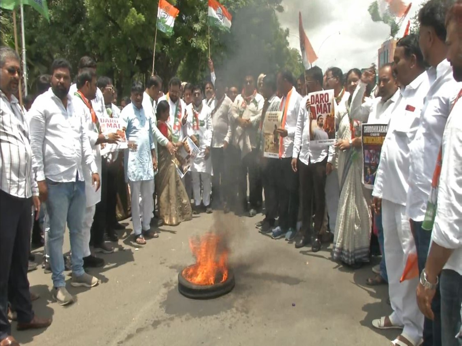 Congress workers stage protest against the FIR registered against Rahul Gandhi (Photo/ANI)