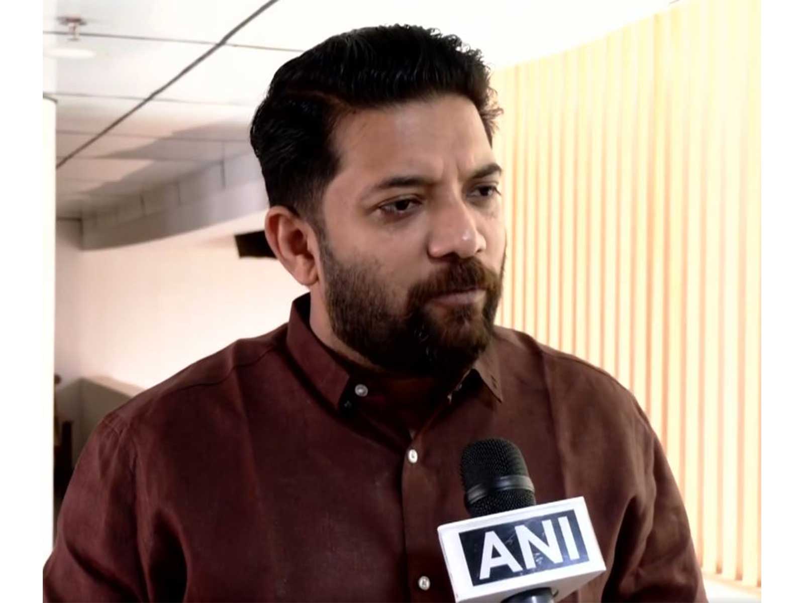 Congress MP Shafi Parambil (Photo/ANI)