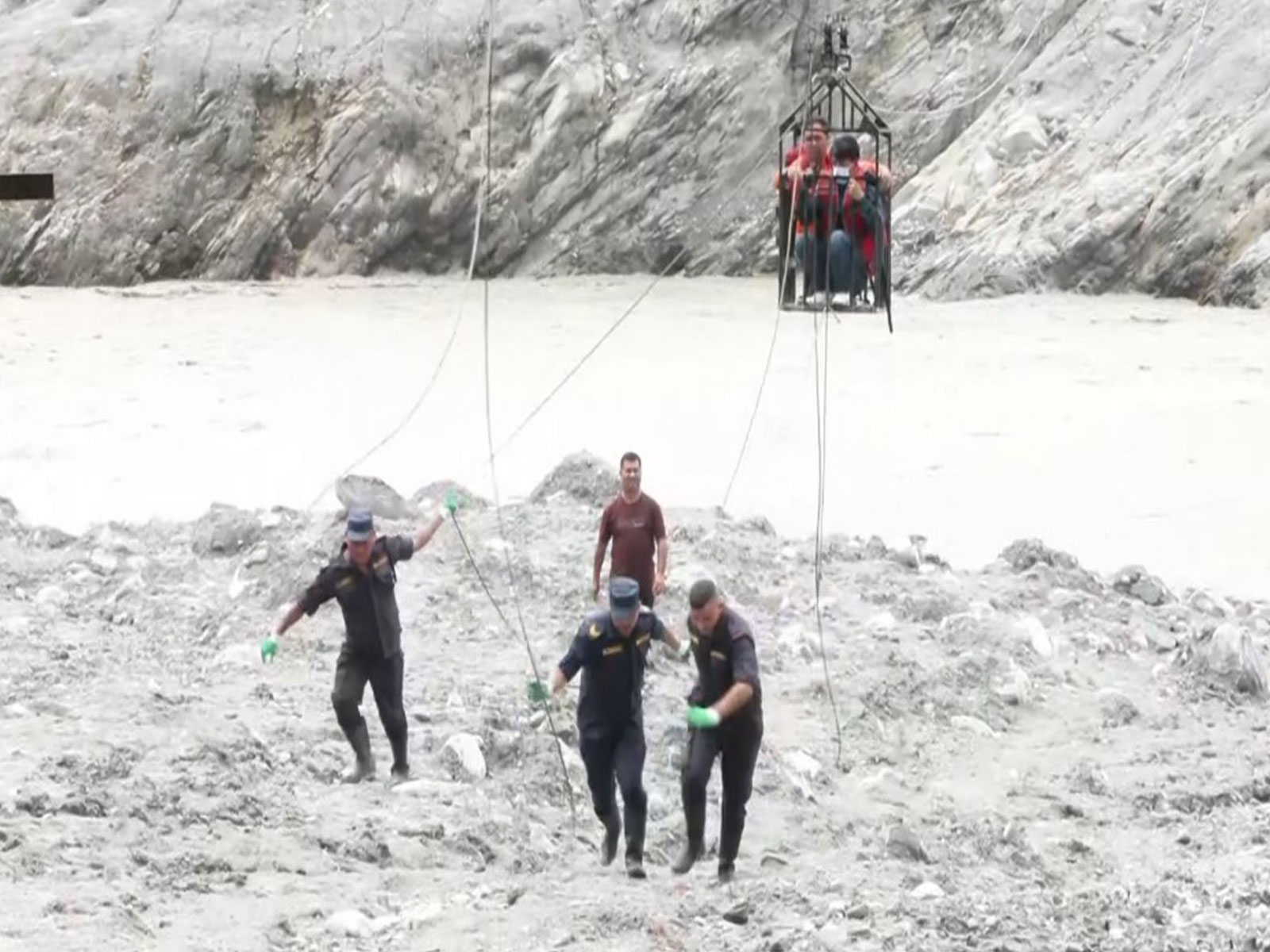 Makeshift zip line restores connectivity in flood-hit Trishuli (Photo:ANI)