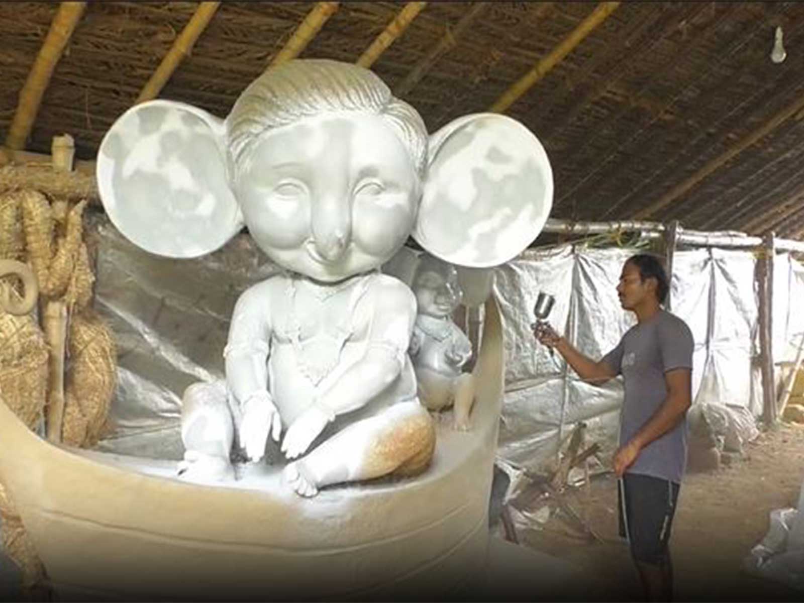 Artisans prepare colourful Ganesha idols ahead of Ganesh Chaturthi  (Photo/ANI)