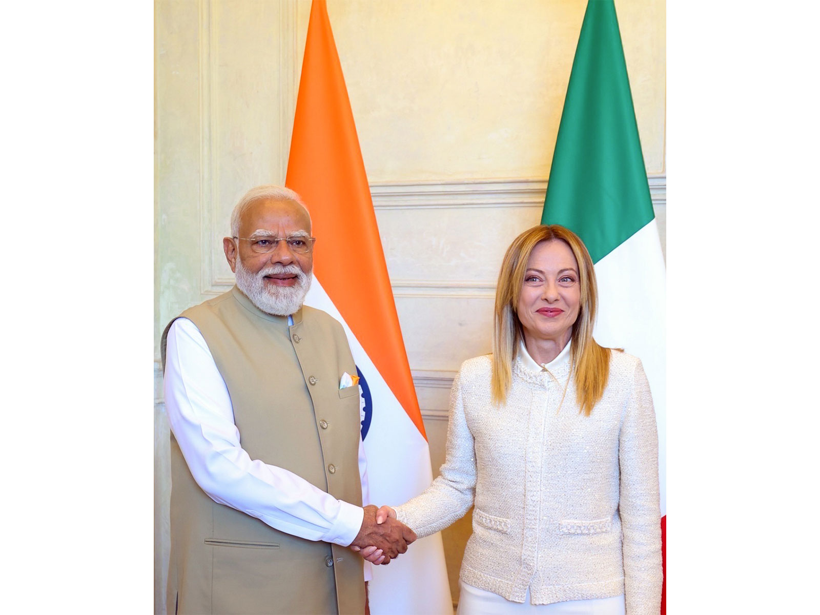 Prime Minister Narendra Modi shakes hands with Italian Prime Minister Giorgia Meloni (File Photo/ANI)