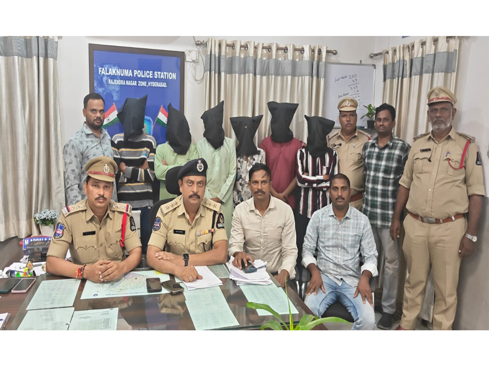 Falaknuma police with arrested persons (Photo/ANI)