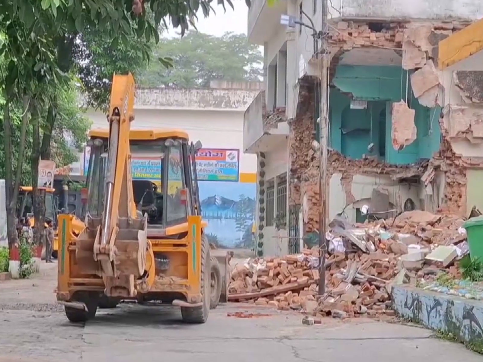 Illegal Mosque in Saharanpur DM Office Complex Demolished 