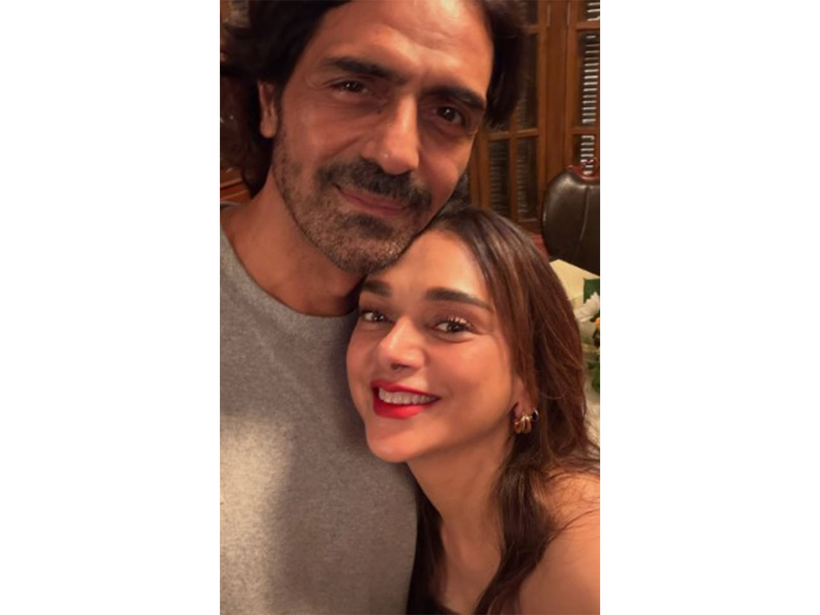 Actors Arjun Rampal and Aditi Rao Hydari (Image source: Instagram@rampal72)
