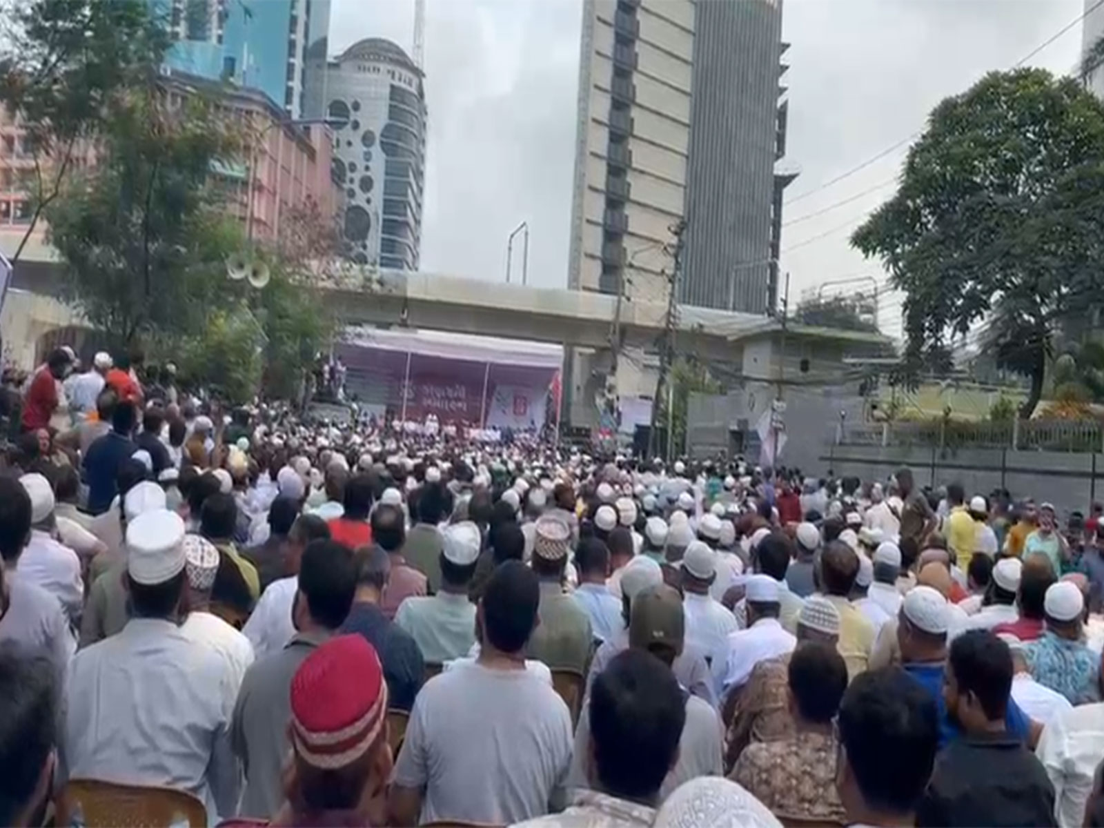 Bangladesh’s opposition parties come together in march (Photo/ANI)