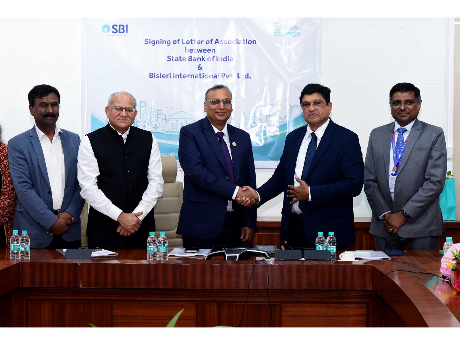 Bisleri International Partners with State Bank of India to Drive Responsible Plastic Waste Management Under its ‘Bottles for Change’ Initiative