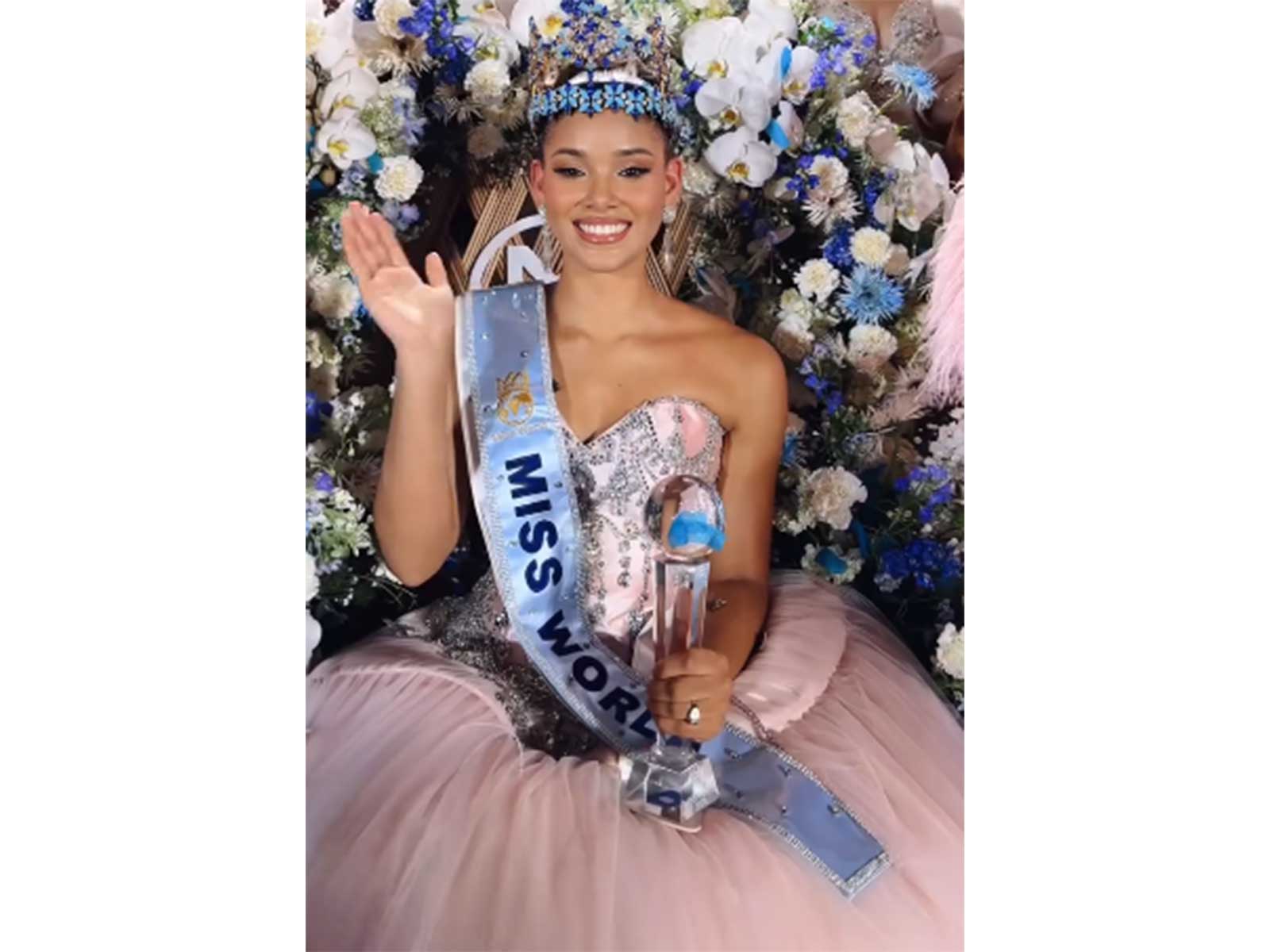 Joheirry Mola of the Dominican Republic crowned Miss World 2026 (Photo/Instagram@missworld)