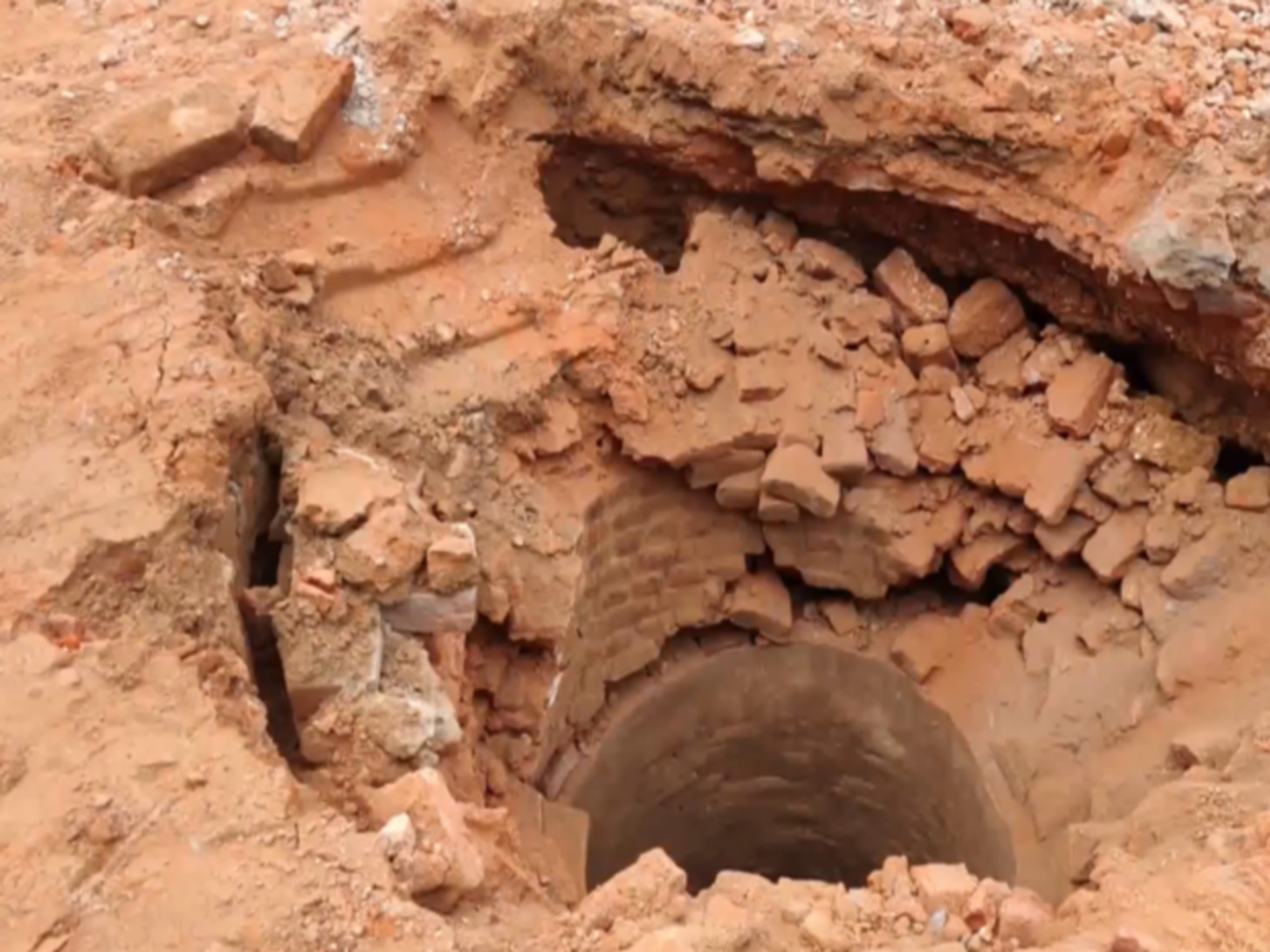 Well found at Saharanpur Collectorate mosque demolition site (Photo/ANI)