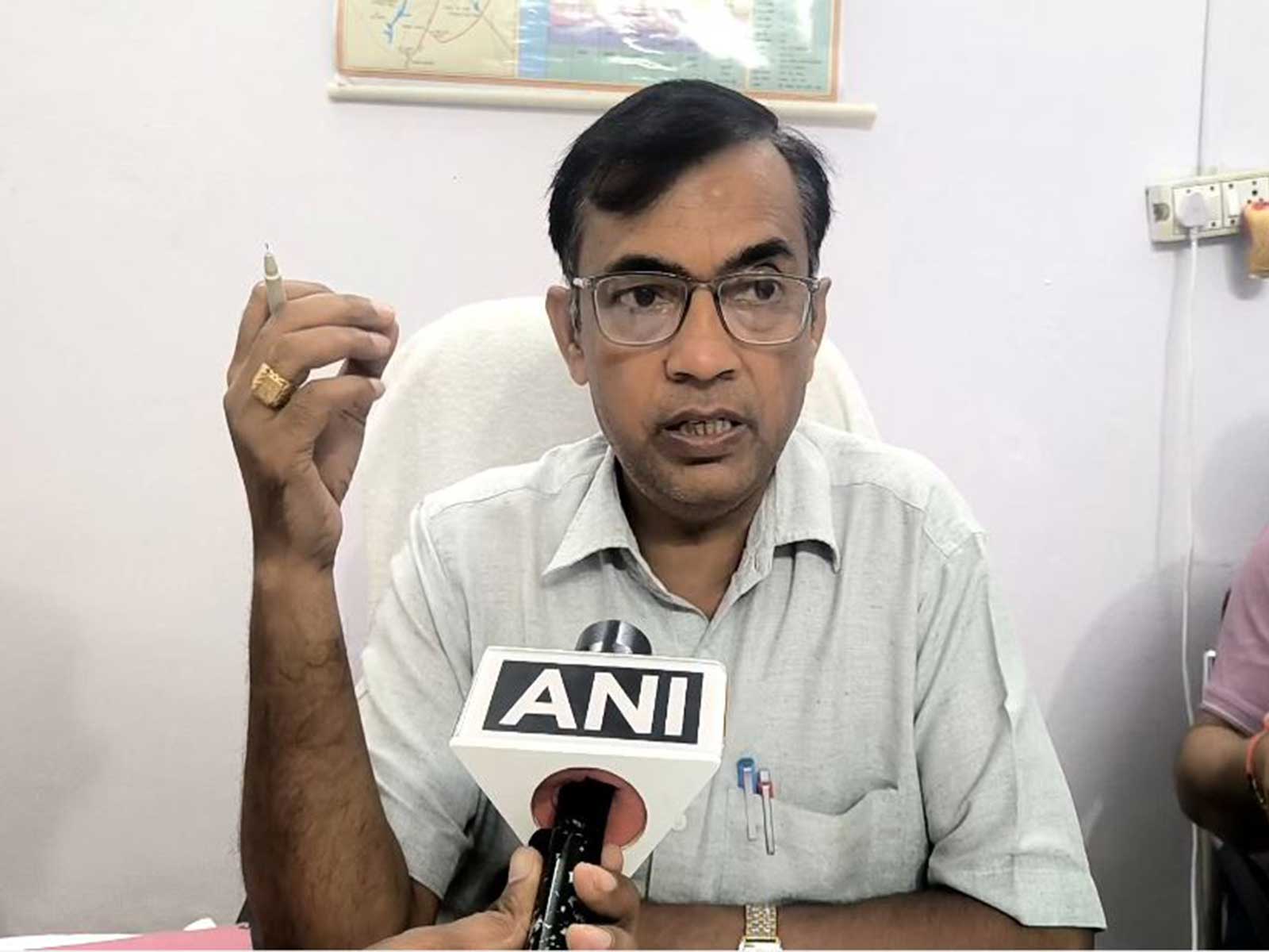 District Surveillance Officer Dr. Praveen Srivastava (Photo/ANI)