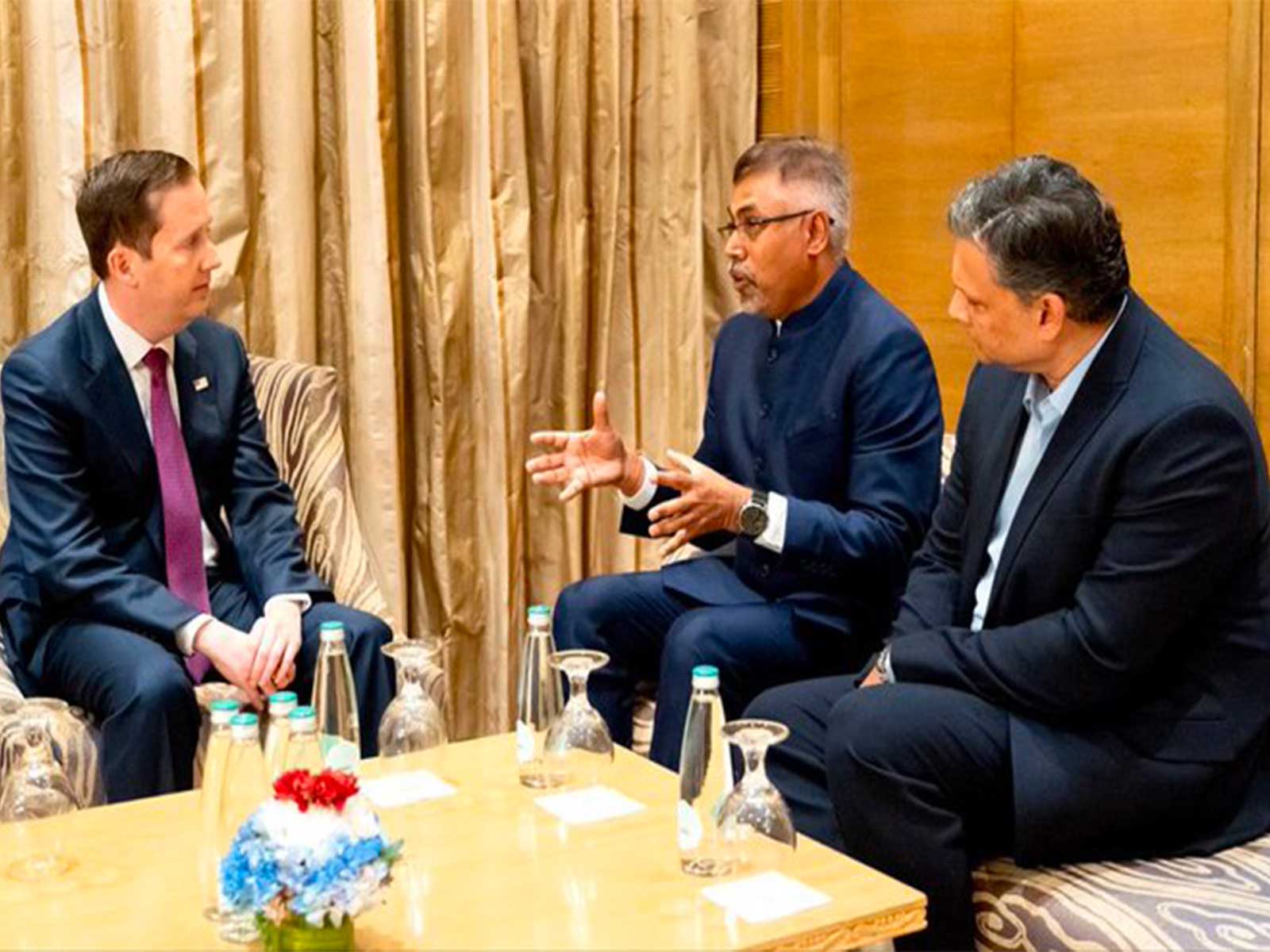 US Ambassador to India Sergio Gor meets with executives from Amazon. (Photo: X/@USAmbIndia)