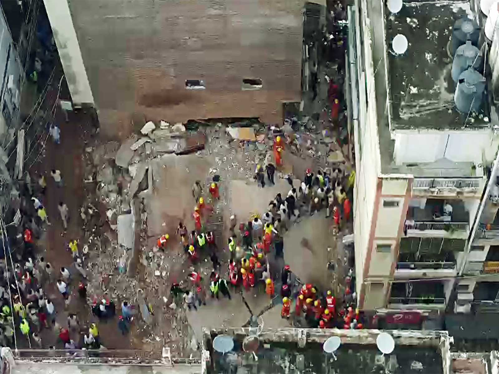 Building collapse site in Satya Niketan of Delhi's South-West district (Photo/ANI)