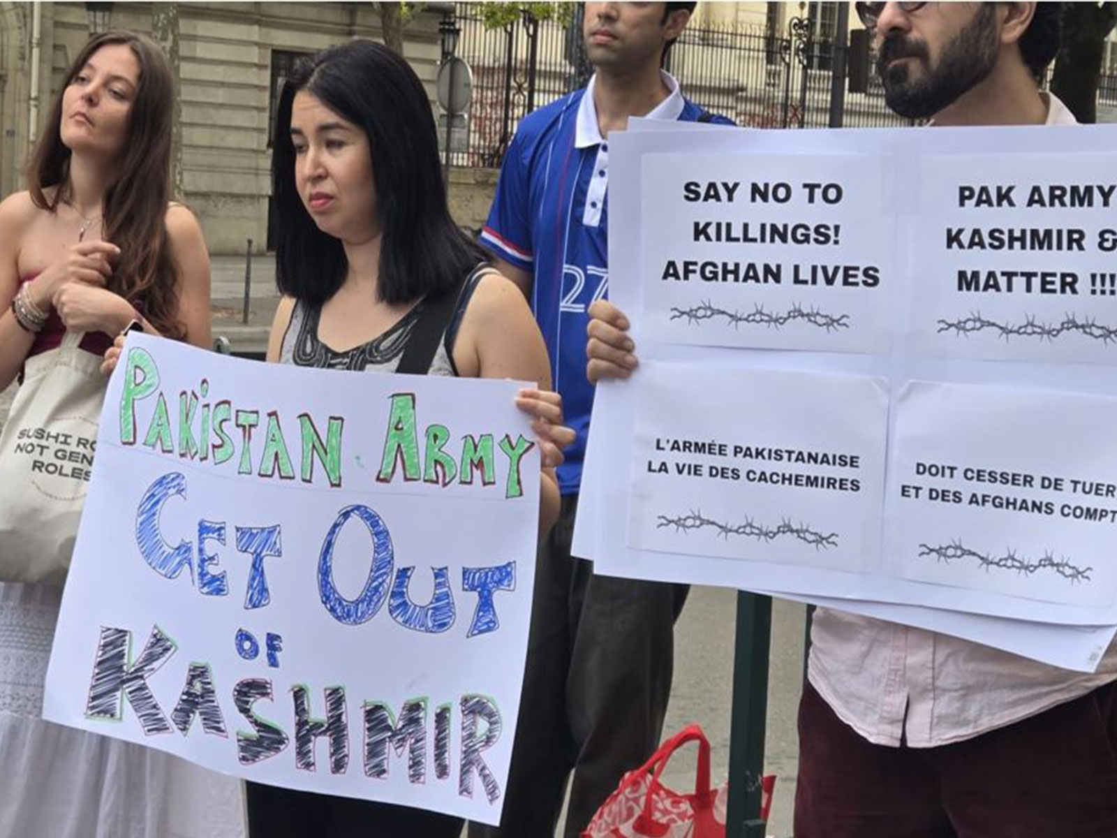 People protesting against Pakistani Army (Photo/X@TahaSSiddiqui)