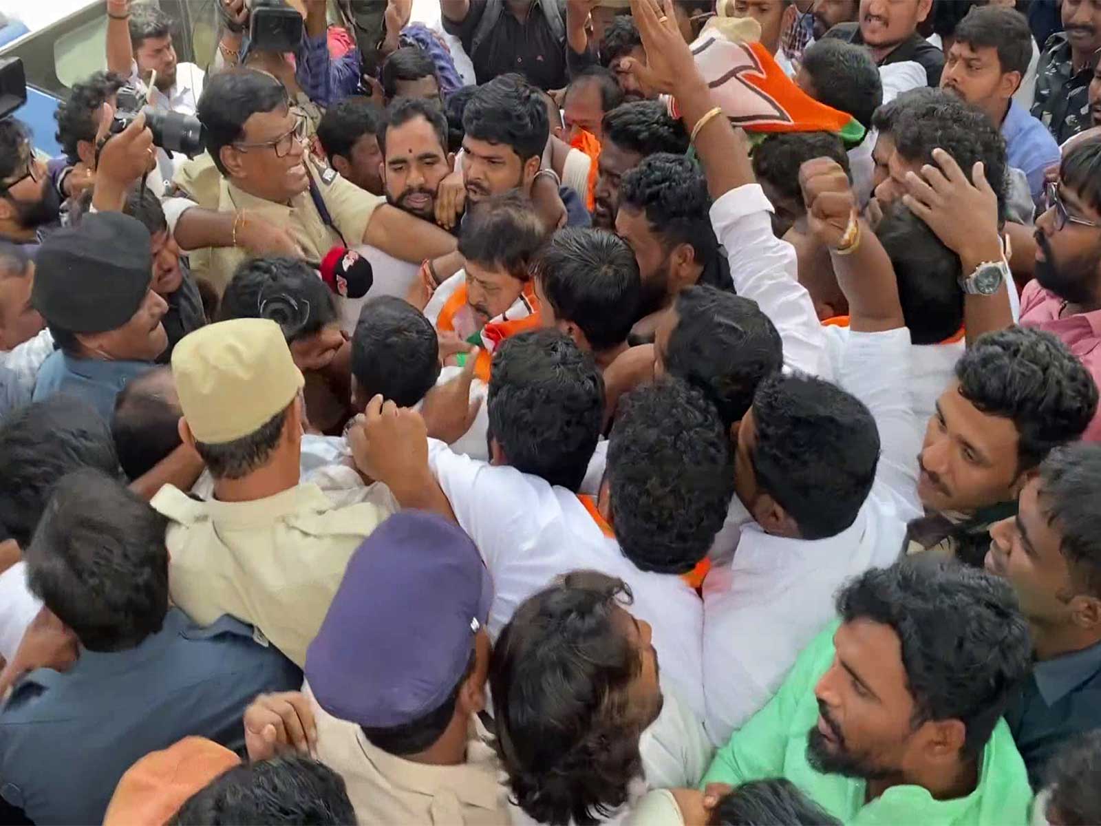 Telangana BJP Chief Ramchander Rao detained (Photo/ANI)