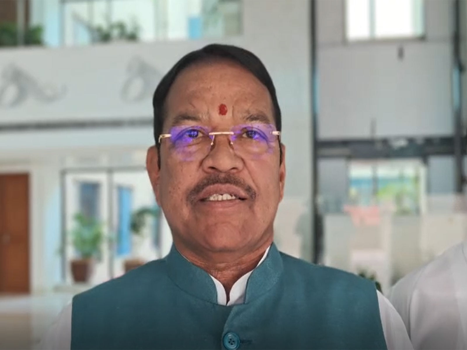 Parliamentary Standing Committee on Energy Chairman Shrirang Appa Chandu Barne (Photo/ANI)