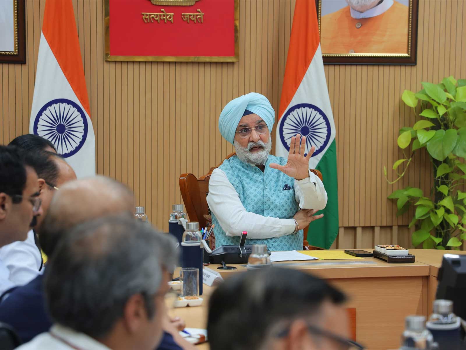 Delhi Lieutenant Governor Taranjit Singh Sandhu chairing a meeting.   (Photo/ ANI)