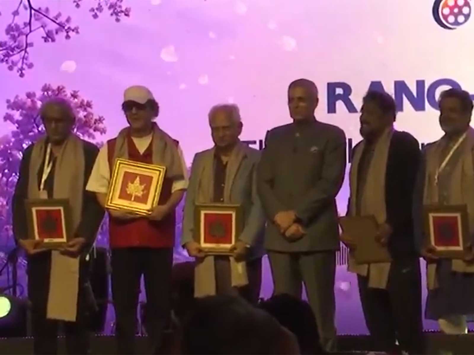 J-K CM Omar Abdullah facilitates filmmakers Ramesh Sippy, Vidhu Vinod Chopra, Santosh Sivan, Sriram Raghavan and more during inaugration of International Film Festival of J-K (Photo/ANI)