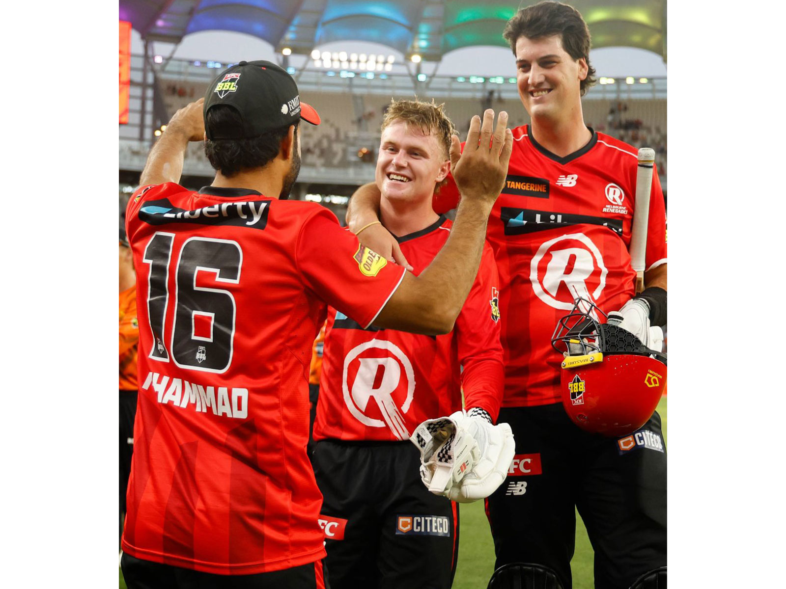 Melbourne Renegades men's team players celebrating in the Big Bash League. (Photo: X/ @RenegadesBBL)