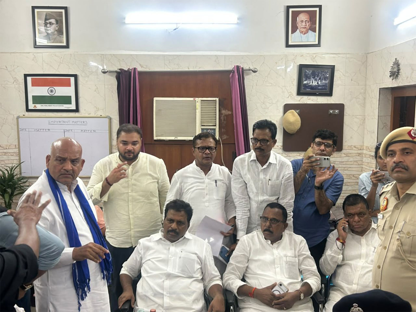 Several Congress MPs, including Mallu Ravi, Vamsi Gaddam and other leaders, reached Parliament Street Police Station to demand the registration of an FIR in the Haldwani ‘purification’ row.  (Photo: Congress leader)