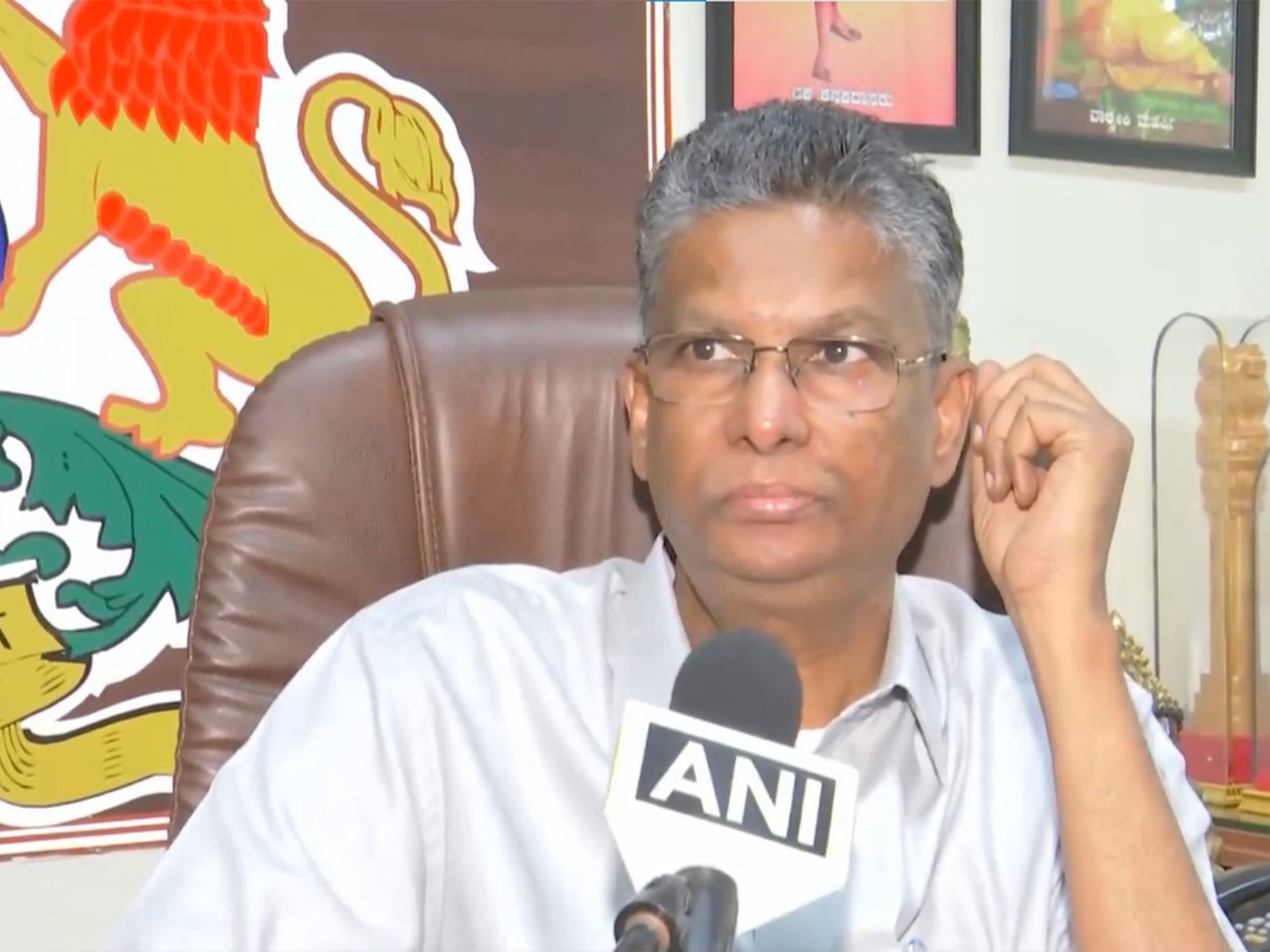 Former Karnataka State Minister Satish Jarkiholi (File Photo/ANI)