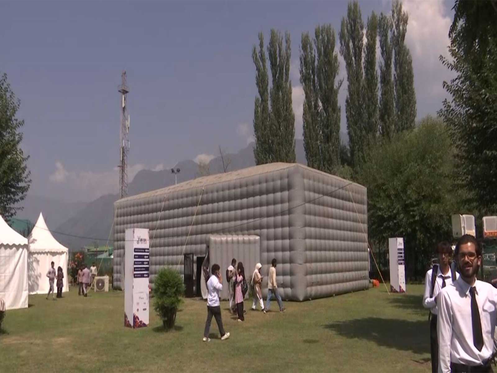 Portable Theatres at IFFJK (Photo/ANI)