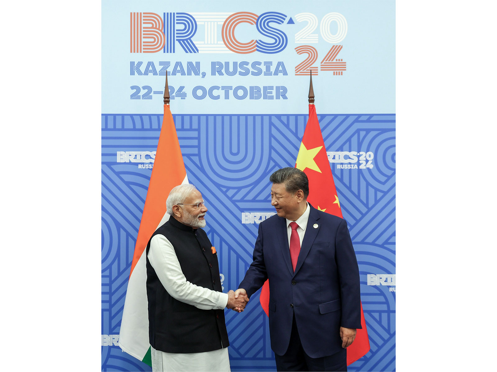 Prime Minister Narendra Modi meeting Chinese President Xi Jinping on the sidelines of the BRICS Summit, in Kazan (File Photo/ANI)