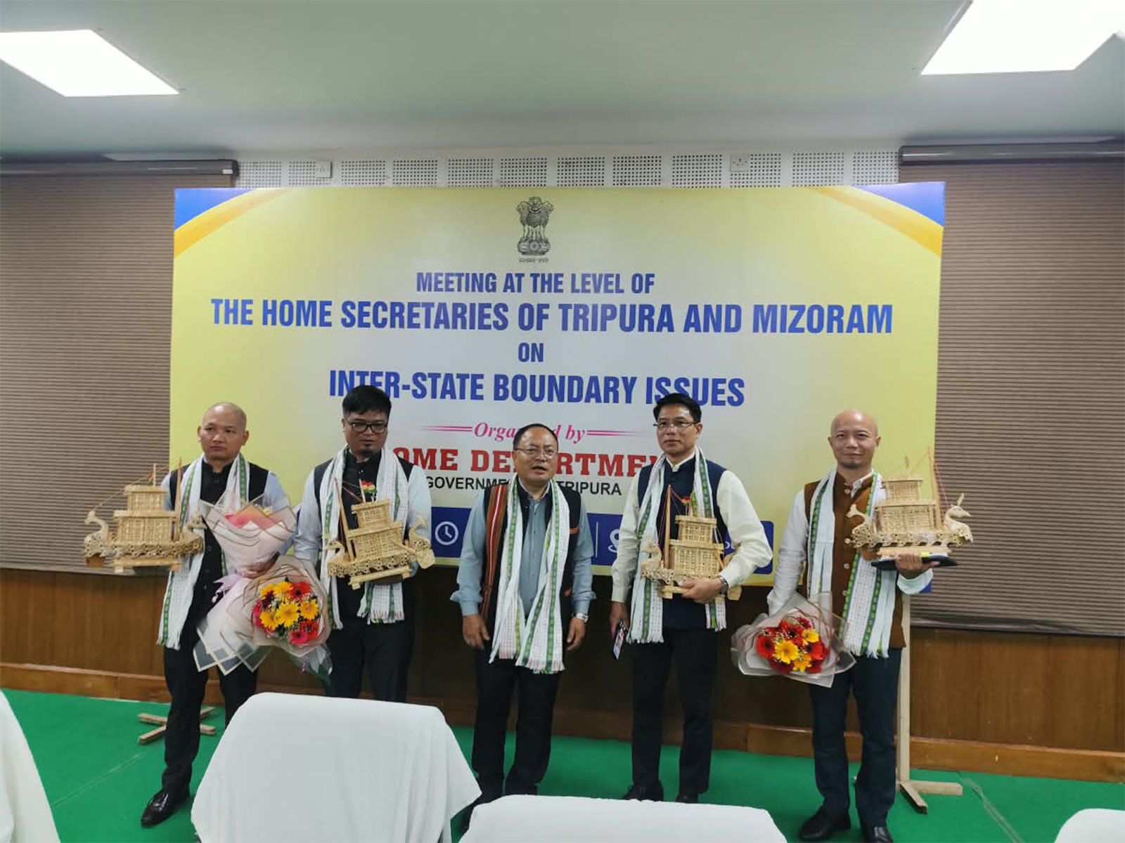 Tripura-Mizoram hold meeting to discuss Inter-State Border issues (Photo/ANI)