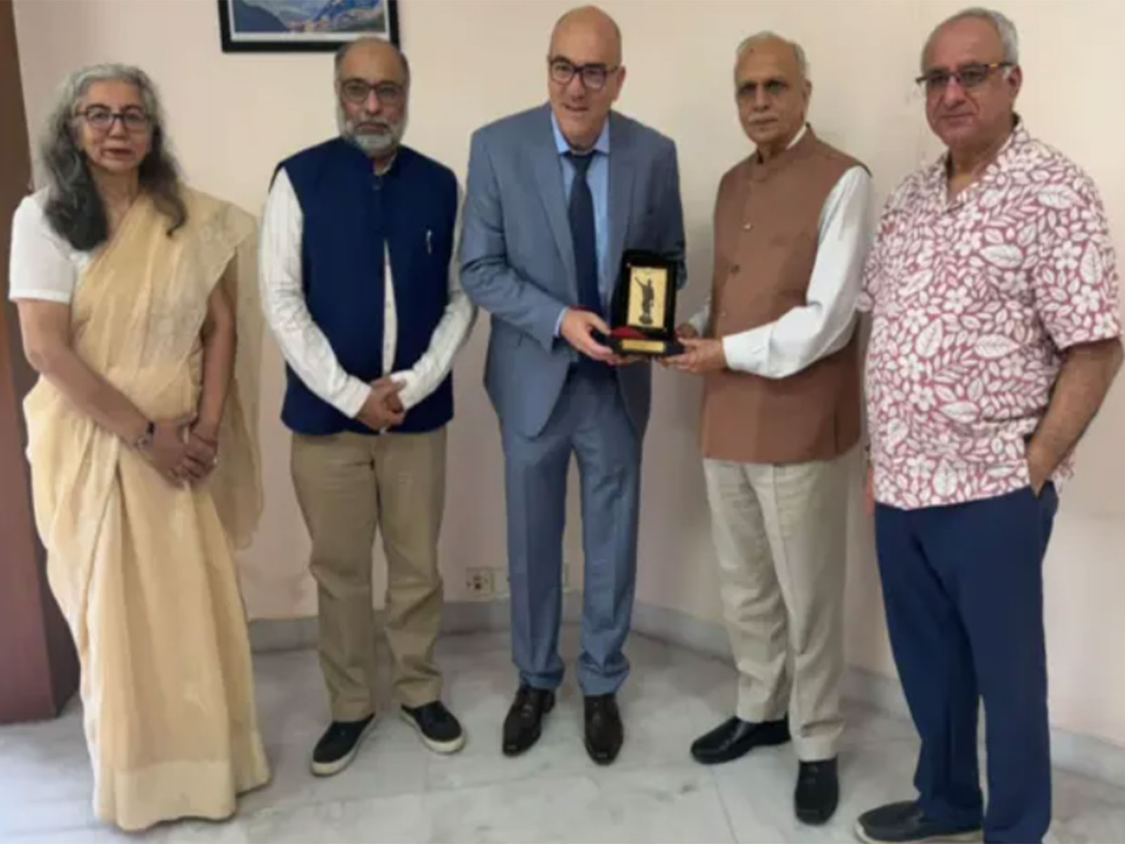 Instituto Sul Global, led by Brazilian journalist and Brasil 247 founder Leonardo Attuch visits Vivekananda International Foundation (VIF) (Photo/Brasil 247)