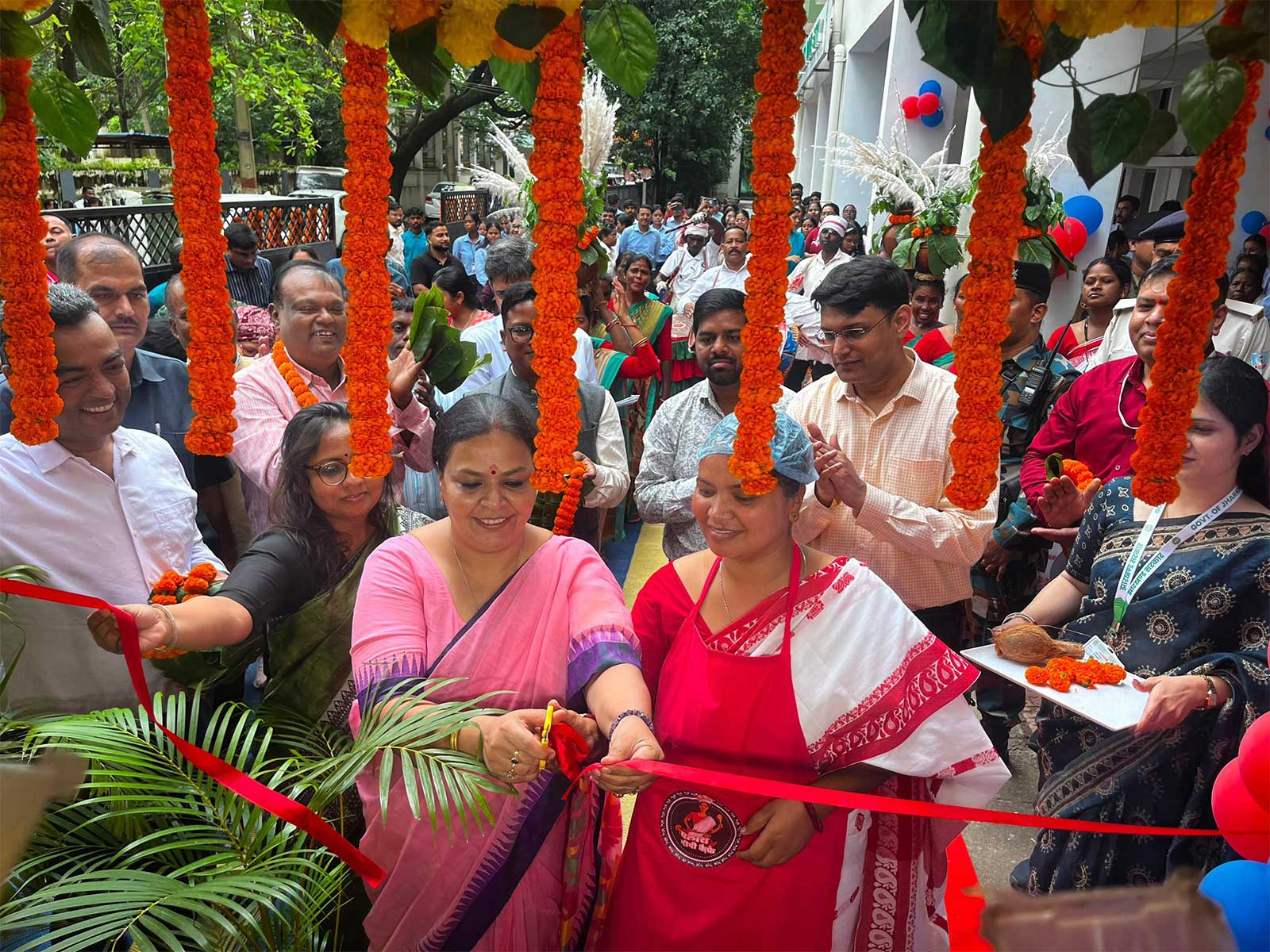 Jharkhand Minister Dipika Pandey Singh, on Friday, inaugurated the ‘Palash Didi Café’ (Photo/X@DipikaPS)