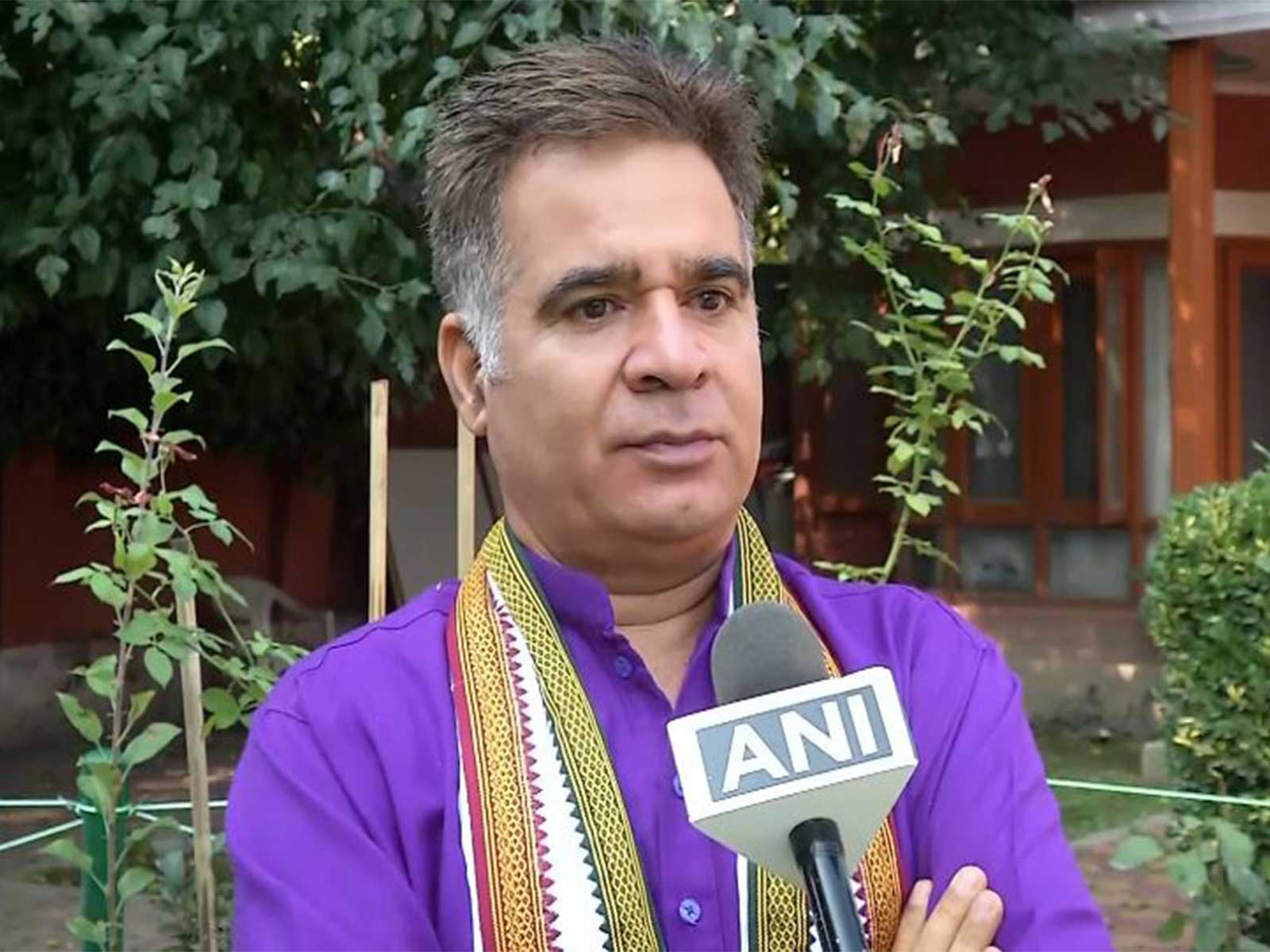 BJP leader Ravinder Raina (Photo/ANI)